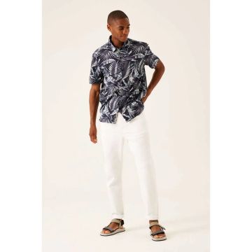 Stylish men's short-sleeve shirt - floral print GARCIA (SKU) D31288