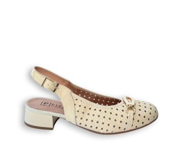 Кремави дамски сандали с нисък ток - елегантност и комфорт!PITILLOS (SKU)11124