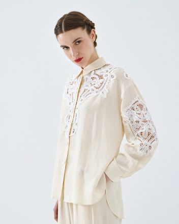 Дамска риза Елегантна и свободна, с нежни детайли от дантела ACCESS FASHION (SKU) 7019