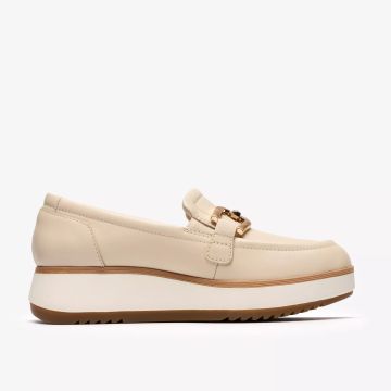 Дамски Елегантни Лоуфъри в Кремав Цвят – Комфортни и Модерни CLARKS (SKU)26186928