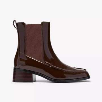 Women's brown patent leather mid-heel ankle boot – elegance and comfort. CLARKS (SKU) 26327224