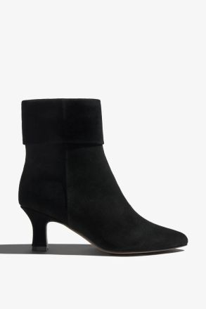 Elegant women's black suede ankle boots with a comfortable heel for autumn and winter, REGARDE LE CIEL (SKU) HADLEY01