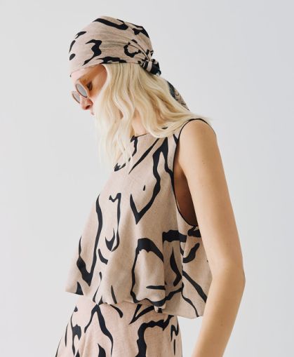 Short women's sleeveless blouse with print - top price! ACCESS FASHION (SKU)2142,