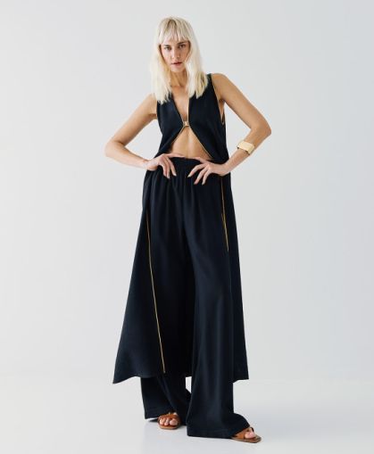 Черен дамски панталон с широк крачол и ластик ACCESS FASHION (SKU)5000.