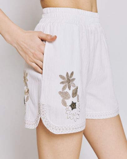 Дамски къси панталони тип шорти с бродерия ACCESS FASHION (SKU) 8048