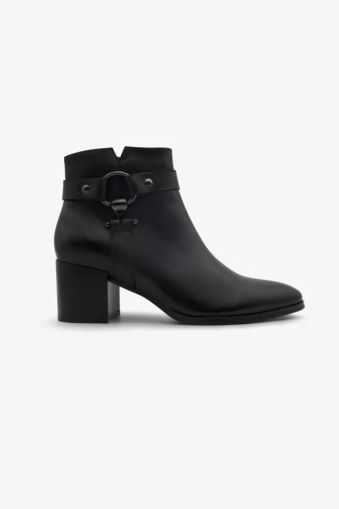 Elegant black boots - style and comfort in one! REGARDE LE CIEL (SKU)TAYLOR35
