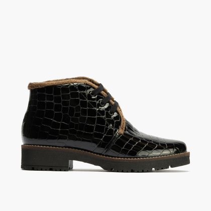 Black casual women's boot with croc elements PITILLOS (SKU)10773.
