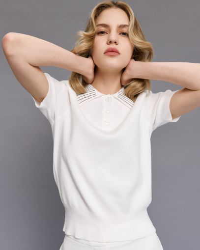 Бяла дамска блуза с кристална яка - фино плетиво ACCESS FASHION (SKU) 8002