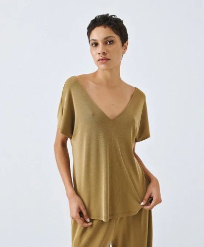 Дамска блуза с V-образно деколте ACCESS FASHION (SKU)2111.