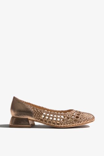 Gold low-heeled shoes - elegant and comfortable! REGARDE LE CIEL (SKU)LOLA05