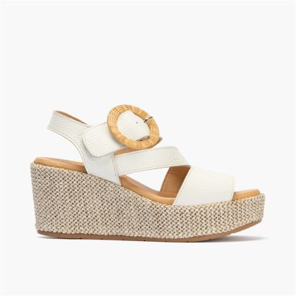 Бели еспадрили на платформа - елегантност и комфорт!PITILLOS (SKU)11271