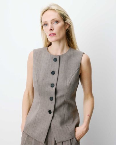 Women's elegant fitted vest Aristide striped - Perfect choice for a stylish lady GRACE&MILA (SKU) 111018