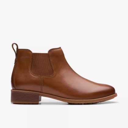 Women's casual low-heel ankle boot – Convenience, comfort, and modern style for you! CLARKS (SKU) 26178718