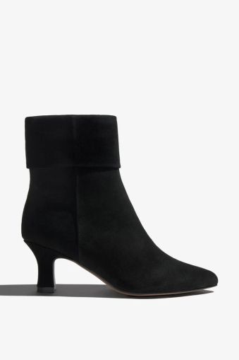Elegant women's black suede ankle boots with a comfortable heel for autumn and winter, REGARDE LE CIEL (SKU) HADLEY01