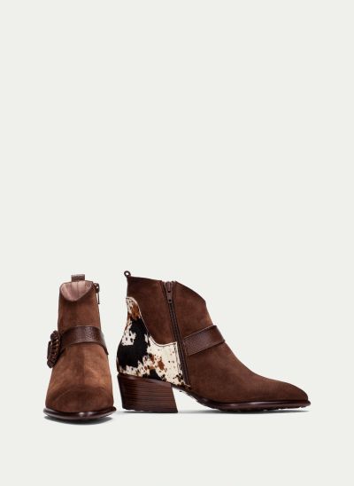 Brown boots with animal print - style and comfort!HISPANITAS (SKU)254256