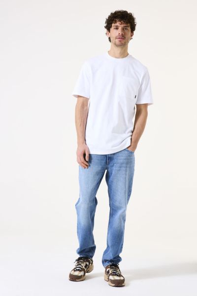Мъжка oversize тениска в бяло и щампован гръб GARCIA (SKU) H51OO1