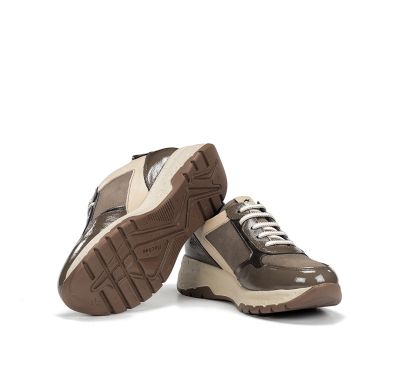 Спортни обувки Taupe: Комфорт и стил за всеки ден! FLUCHOS (SKU)2308