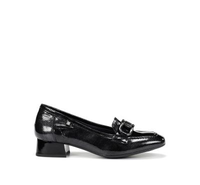 Elegant black low-heeled shoes - comfort and style!DORKING (SKU)9621