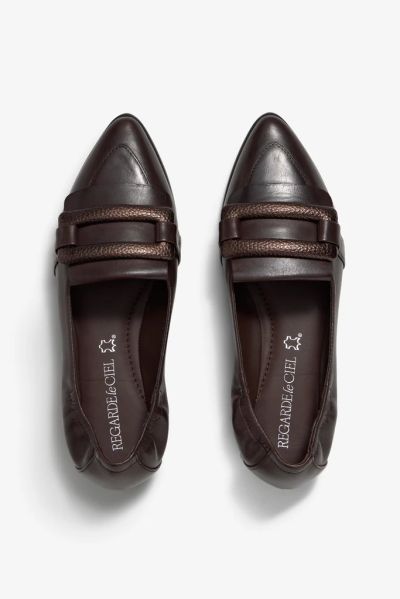 Elegant brown low-heeled shoes REGARDE LE CIEL (SKU)KENDRA01