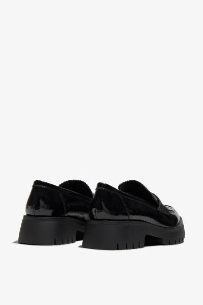 Elegant black loafers with patent leather & gray textile and leather REGARDE LE CIEL (SKU)LETICIA02