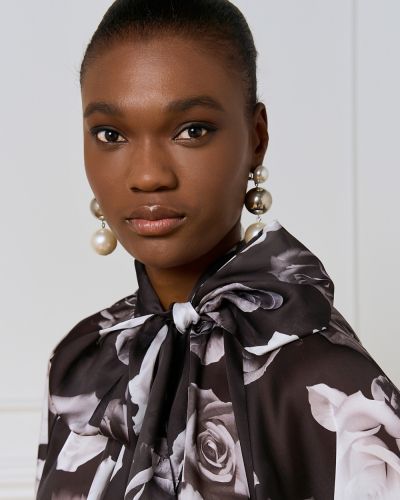 Elegant women's shirt with V-neck and tie ACCESS FASHION (SKU) 2167