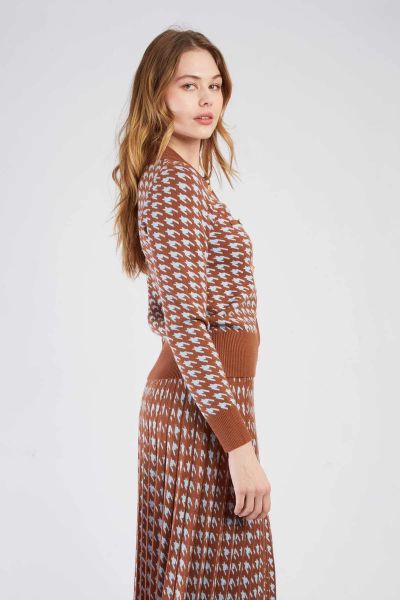Women's knitted cardigan with BARBERINE pattern - style and comfort DERHY (SKU) A545017