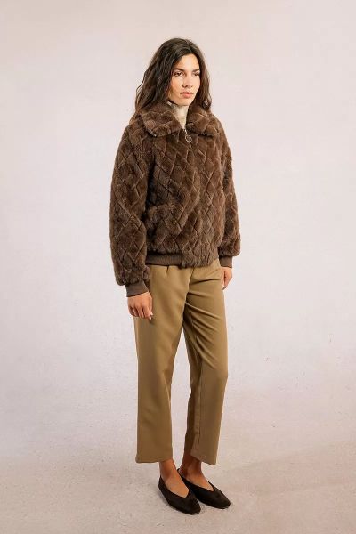 Дамско яке със свободна кройка и къс косъм MOLLY BRACKEN (SKU) P1813BDH