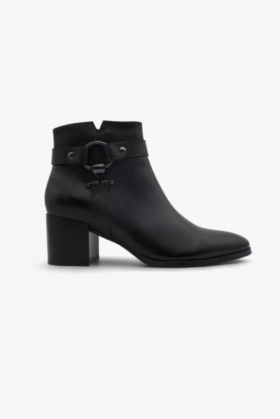 Elegant black boots - style and comfort in one! REGARDE LE CIEL (SKU)TAYLOR35