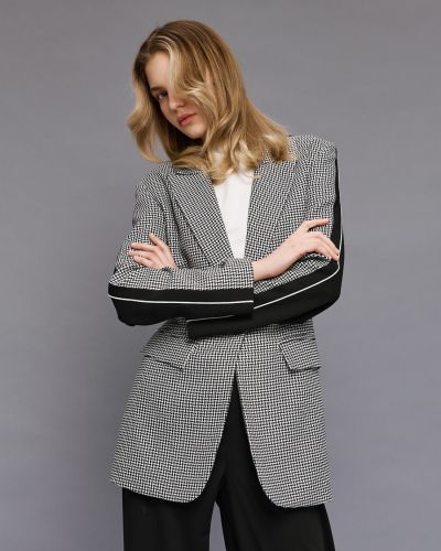 Stylish women's blazer with piping - elegance and comfort ACCESS FASHION (SKU) 1000