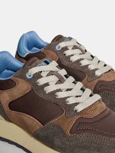 Women's marathon shoes CITY AMSTERDAM - lightness and comfort HOFF (SKU) 22502013