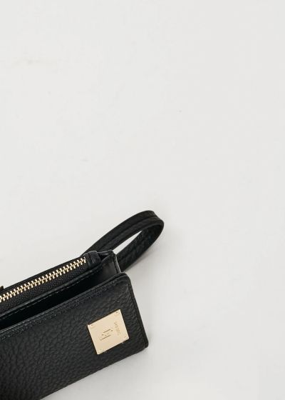 Black card holder: compact and stylish accessory GAUDI (SKU) 12555