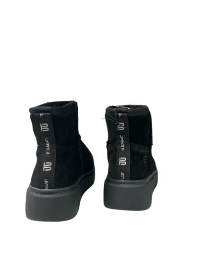Women's black boots with warm lining - comfort and style!TT.BAGATT (SKU)AMC55