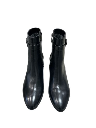 Black heeled boots - elegant and stylish!REGARDE LE CIEL (SKU)MILLIE11