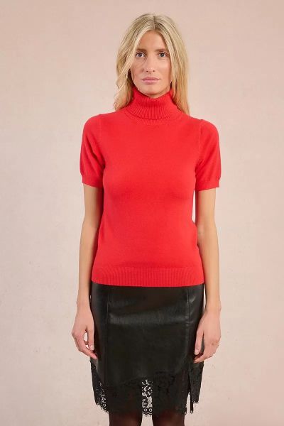 Red fine sweater with polo collar and short sleeves MOLLY BRACKEN (SKU) ER167DN