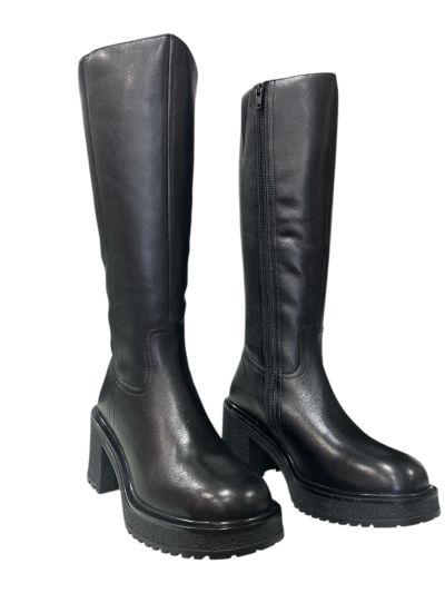 Black Women's Boots with Chunky Sole - Comfort and Style HOSIS MILANO (SKU)2112