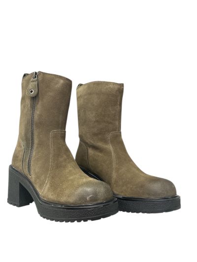 Green boots with a large sole - style and comfort! HOSIS MILANO(SKU)2110