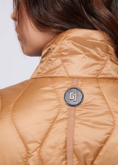 Brown short quilted jacket - elegance and warmth! GAUDI (SKU)521BD35015