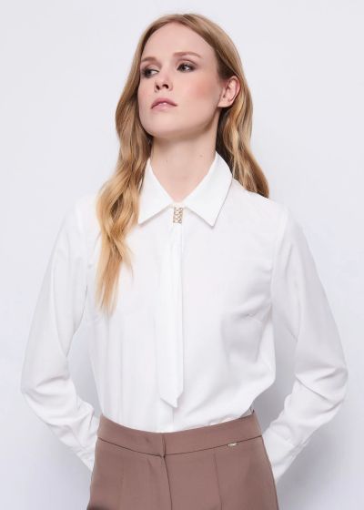 White collared shirt: Elegant and stylish! GAUDI (SKU)521FD45008