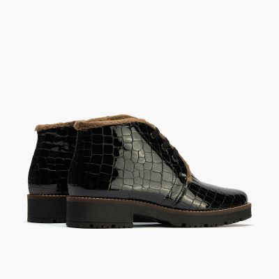 Black casual women's boot with croc elements PITILLOS (SKU)10773.