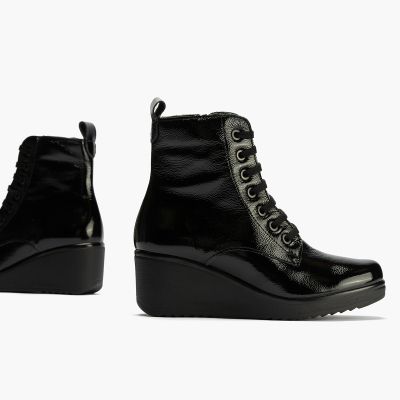 Черни лачени боти на платформа - елегантни и удобни!PITILLOS (SKU)20234