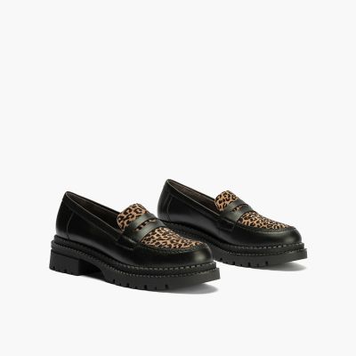 Black loafer with leopard accent - style and comfort!PITILLOS (SKU)10796