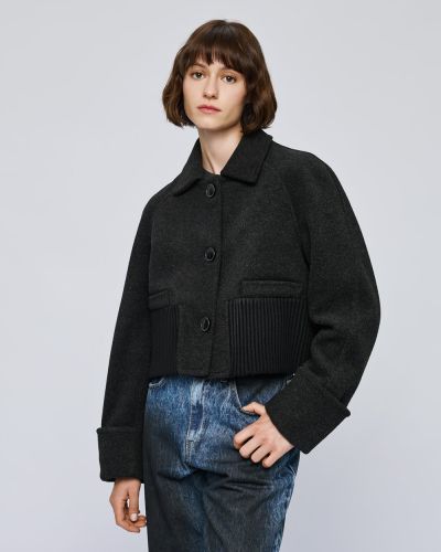 Women's short black coat - the perfect choice for style and warmth ACCESS FASHION (SKU) 1051