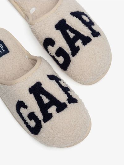 Дамски Елегантни Домашни Чехли - Комфорт и Стил GAP (SKU) 01620