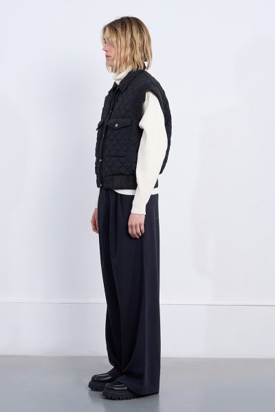 Ватирано дамско яке без ръкави - стил и топлина MOLLY BRACKEN (SKU) HAL44DH