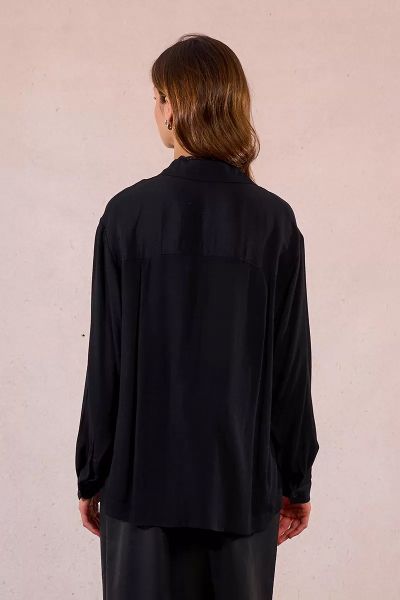 Черна елегантна риза с V-образно деколте - стил и изящество MOLLY BRACKEN (SKU)LAF126DN