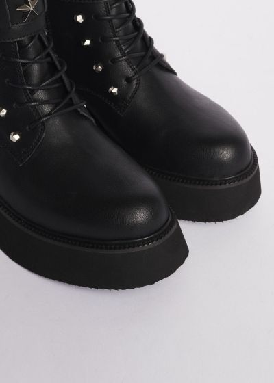 Черни дамски боти над глезена с цип - стил и удобство GAUDI (SKU) V1461970