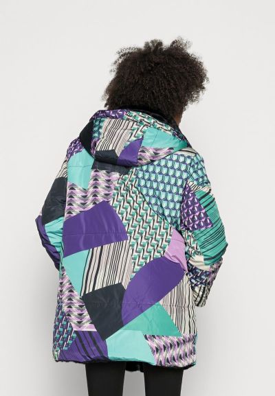 Дамско зимно яке - Ежедневен комфорт и топлина DERHY (SKU) A180014