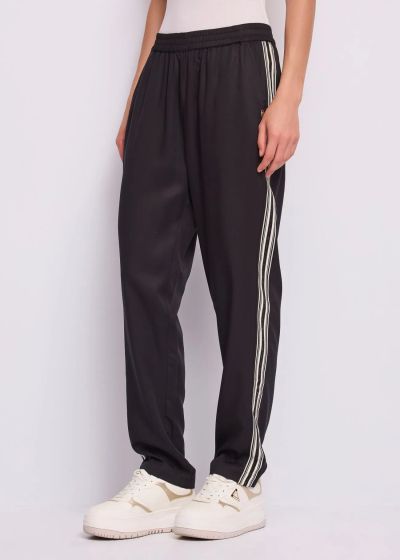 Дамски черни спортни панталони с райета - спортна шик визия GAUDI (SKU) 611BD25005