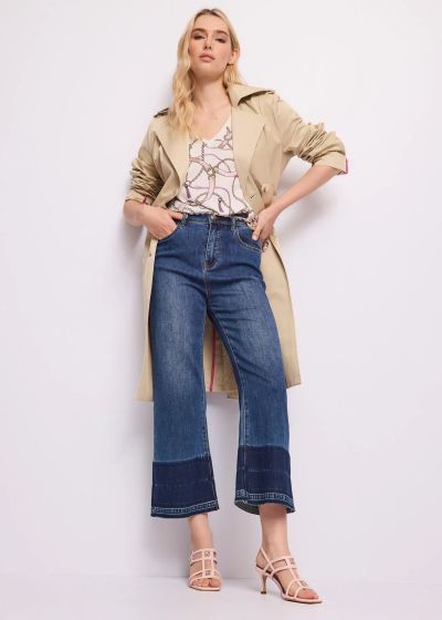 Елегантна жоржет блуза с V-образно деколте и къси ръкави GAUDI (SKU) 611BD64054