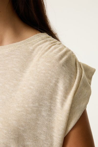 Дамска блуза с деликатен брокат и къси ръкави GARCIA (SKU) N260204